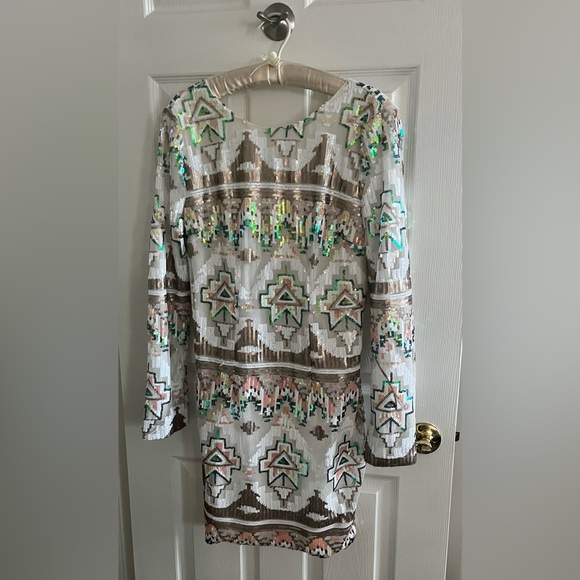 Tria, White and sequin dress, new with tags, never worn - Picture 1 of 6